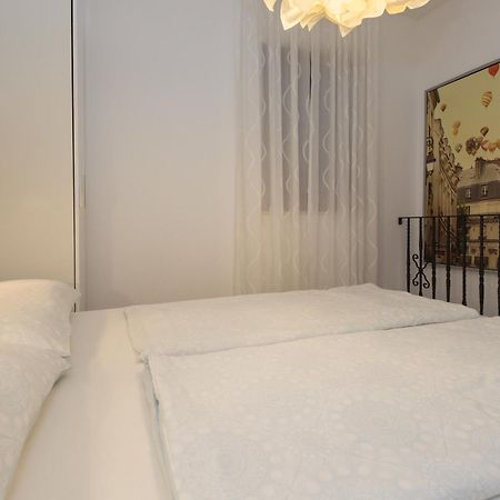 לאבין Istria Sea Side Apartment 210 & 209 מראה חיצוני תמונה