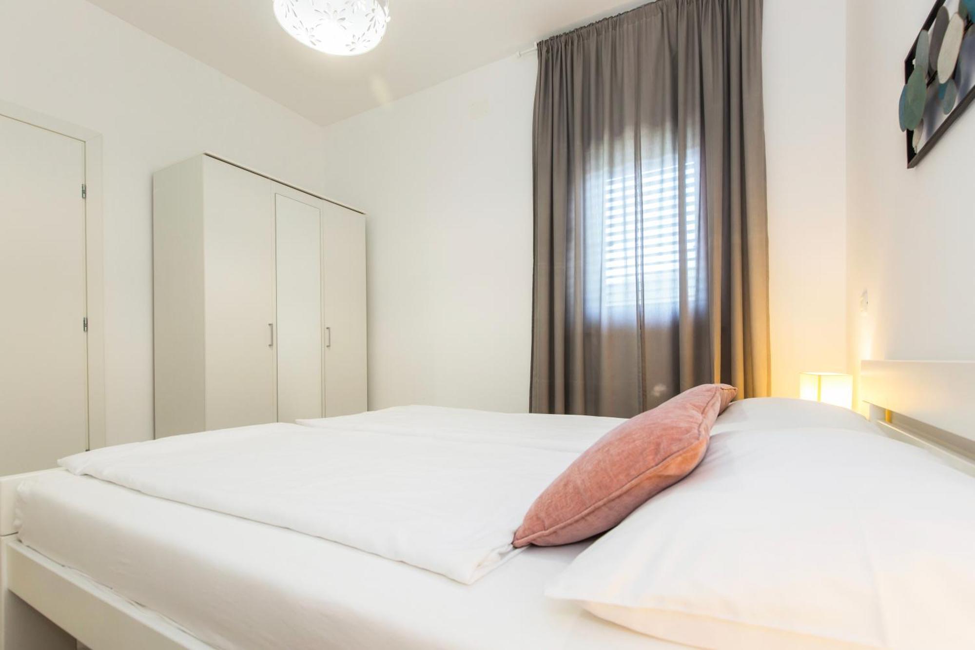לאבין Istria Sea Side Apartment 210 & 209 מראה חיצוני תמונה