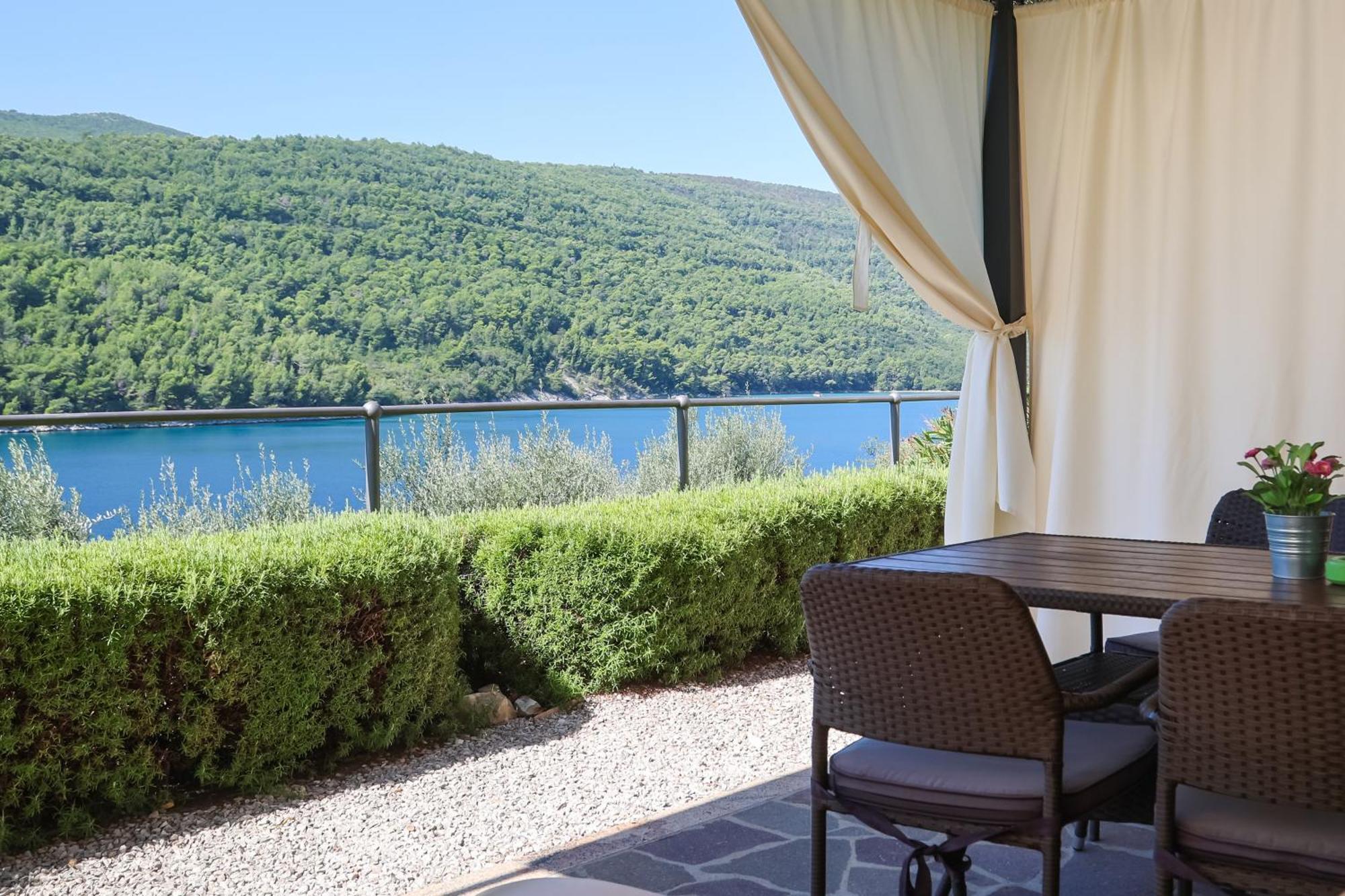 לאבין Istria Sea Side Apartment 210 & 209 מראה חיצוני תמונה